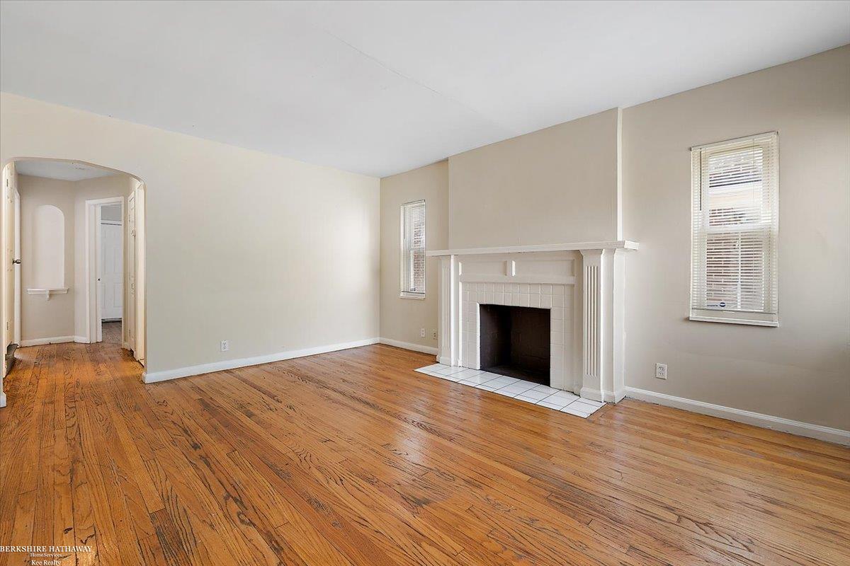 Detroit, Michigan 48221, United States, 3 Bedrooms Bedrooms, ,2 BathroomsBathrooms,Residential,Pending,181834