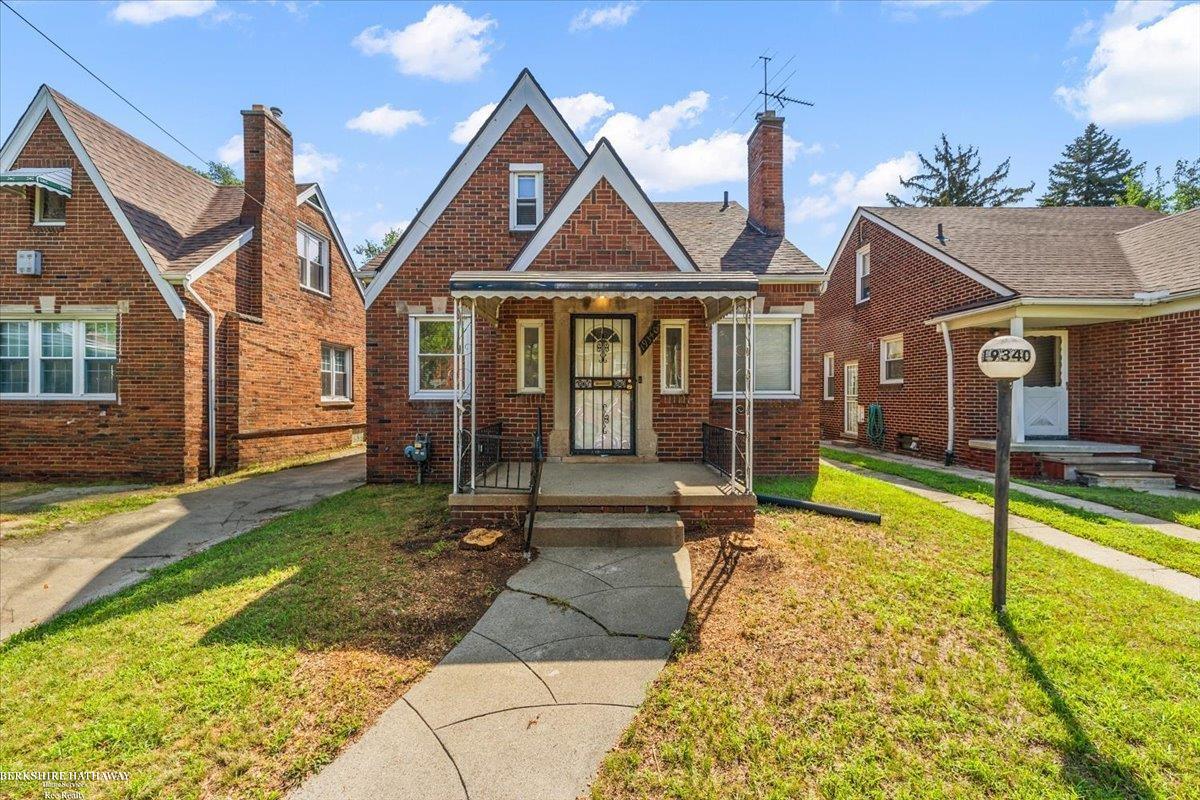 Detroit, Michigan 48221, United States, 3 Bedrooms Bedrooms, ,2 BathroomsBathrooms,Residential,Pending,181834