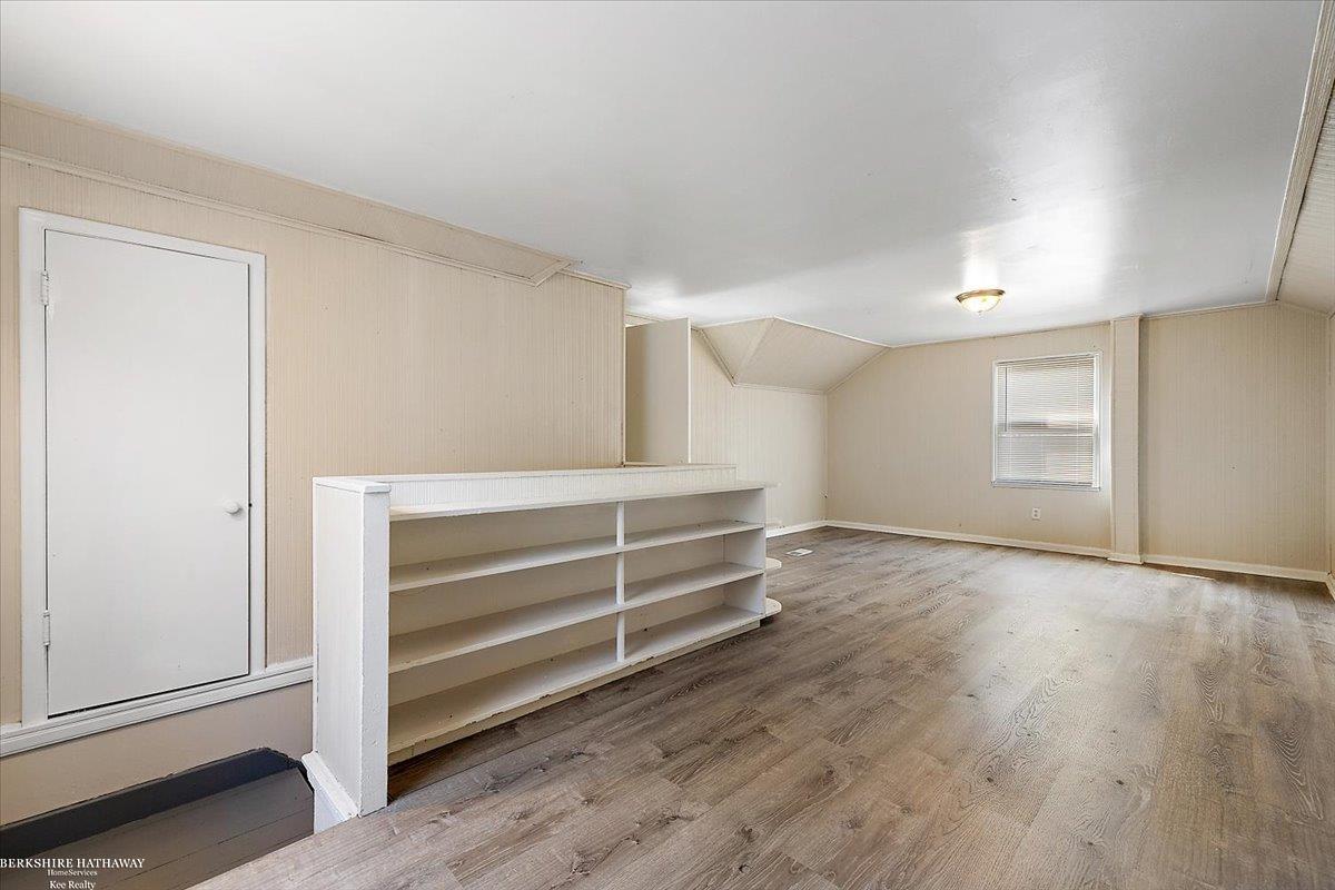 Detroit, Michigan 48221, United States, 3 Bedrooms Bedrooms, ,2 BathroomsBathrooms,Residential,Pending,181834