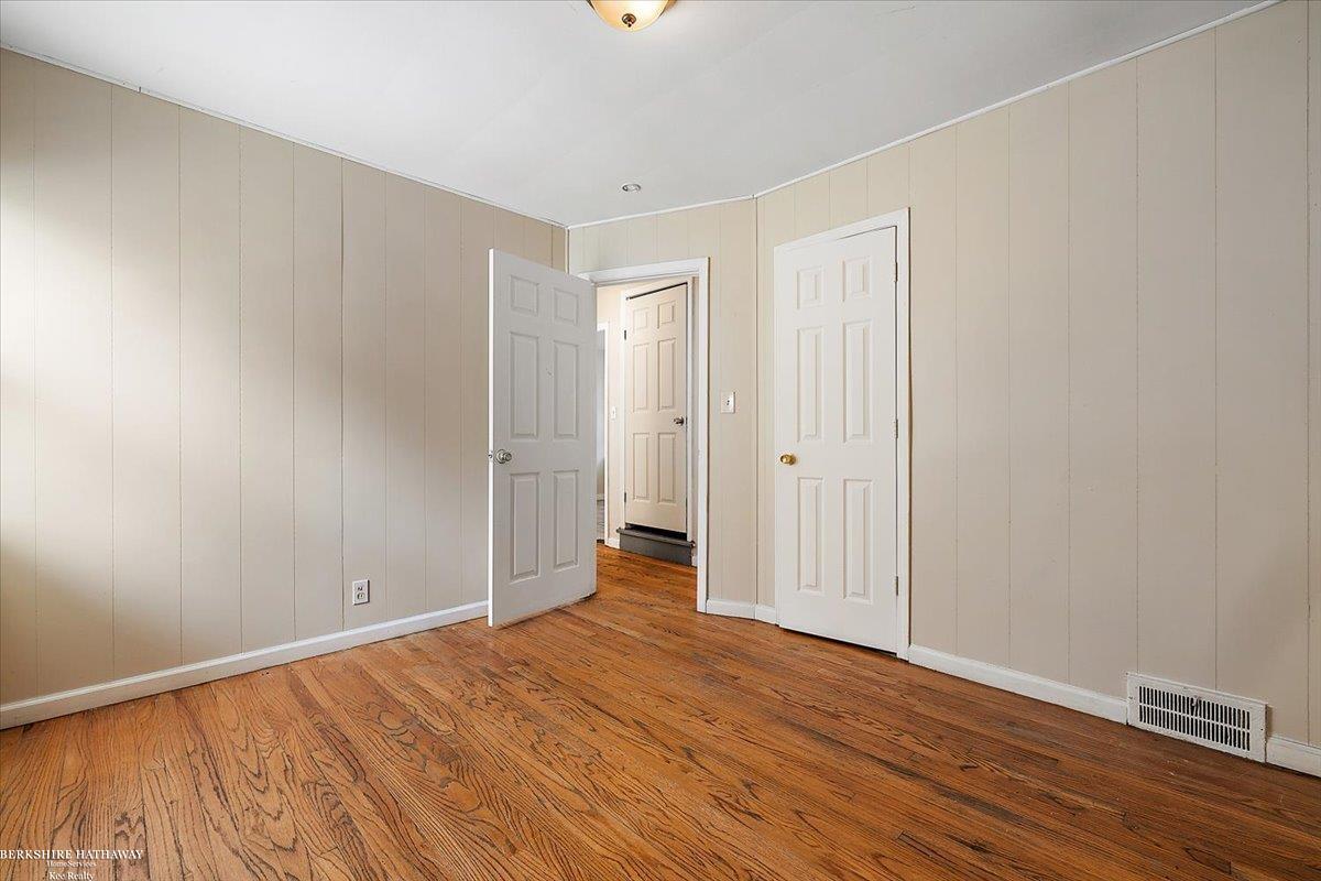 Detroit, Michigan 48221, United States, 3 Bedrooms Bedrooms, ,2 BathroomsBathrooms,Residential,Pending,181834