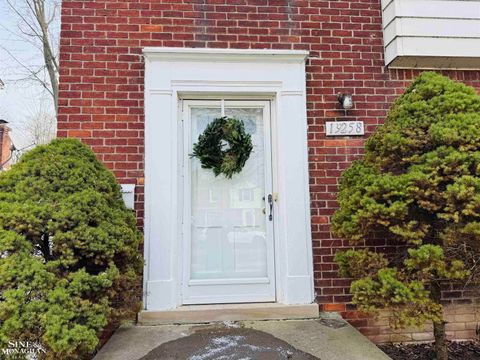 A home in Grosse Pointe Woods