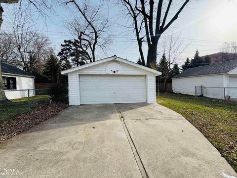 A home in Grosse Pointe Woods