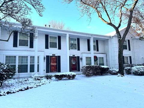 A home in Grosse Pointe Woods