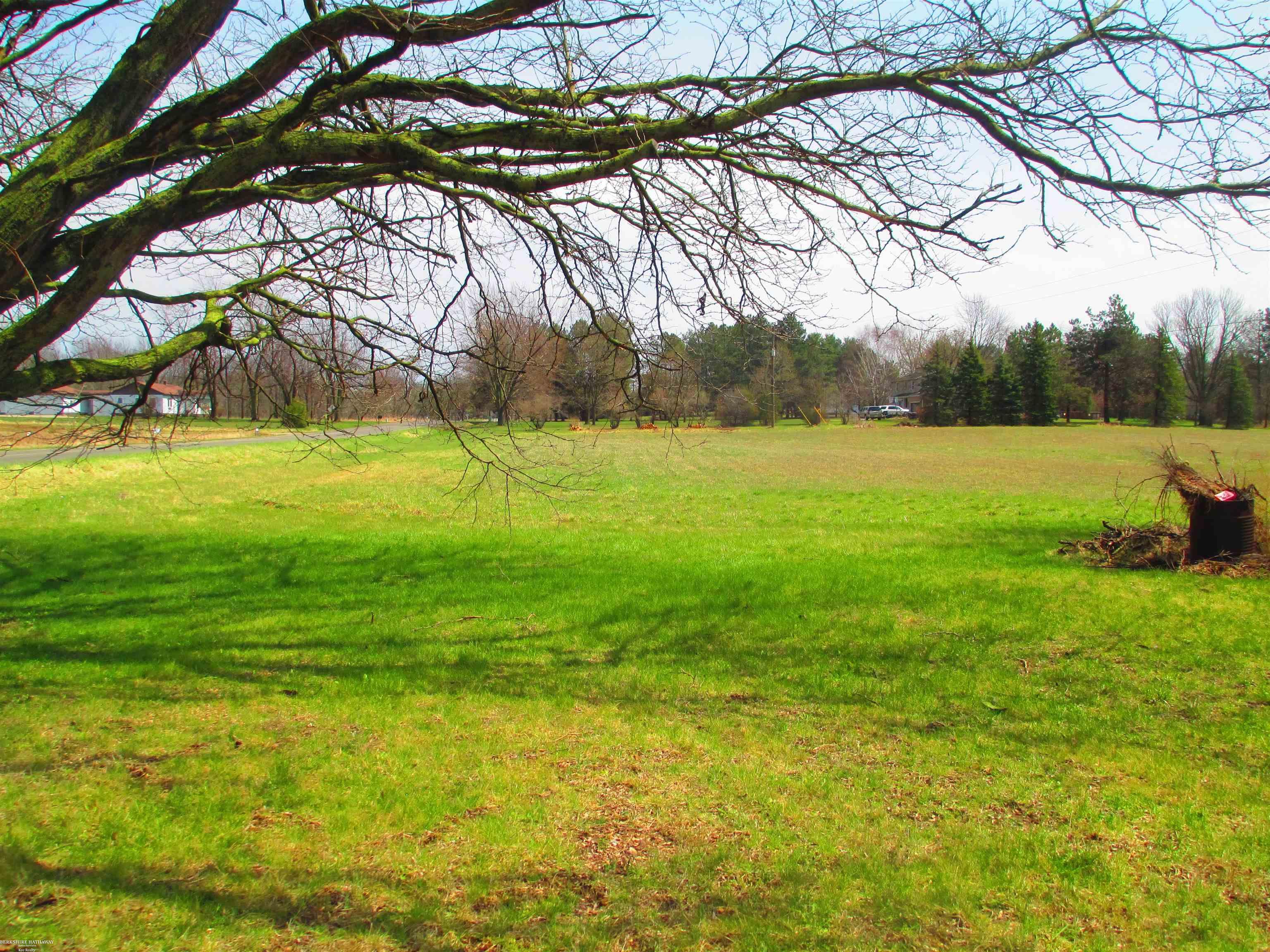 Owosso, Michigan 48867, United States, 4 Bedrooms Bedrooms, ,2 BathroomsBathrooms,Residential,Active,114600