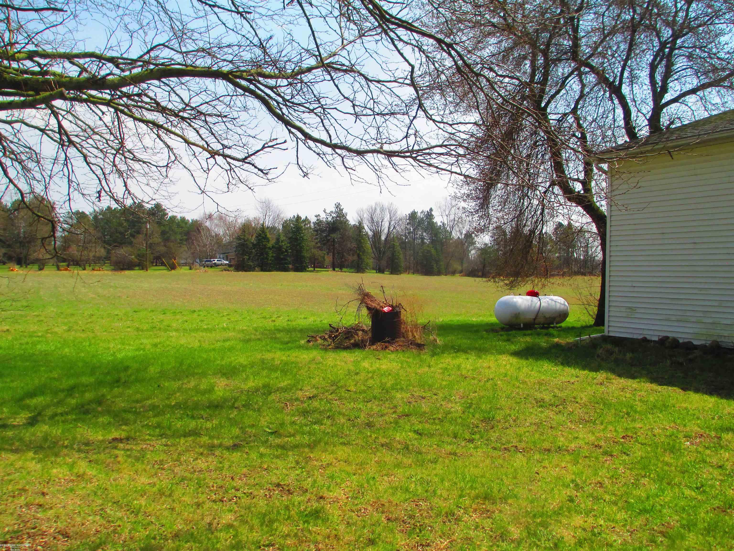 Owosso, Michigan 48867, United States, 4 Bedrooms Bedrooms, ,2 BathroomsBathrooms,Residential,Active,114600