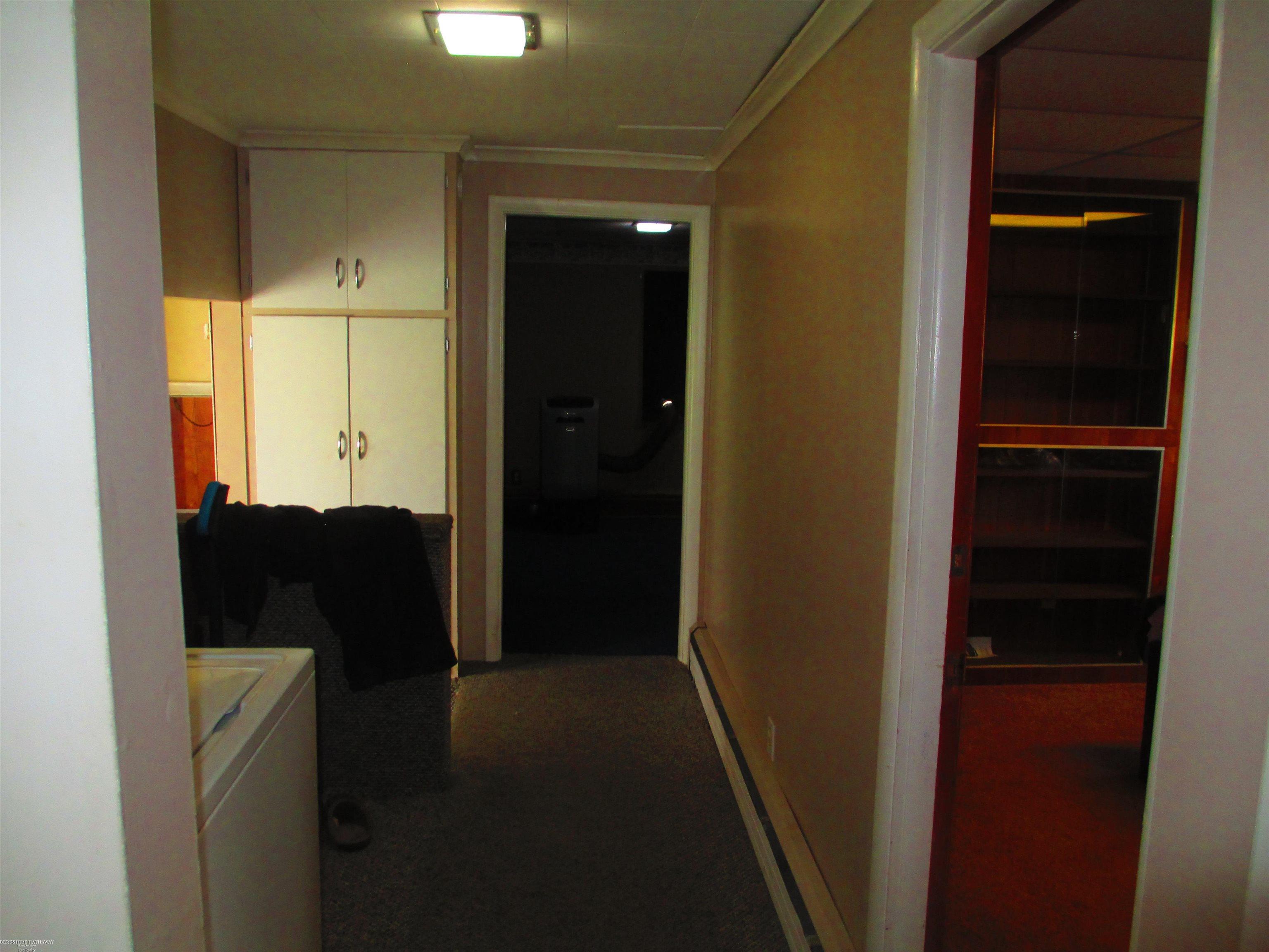 Owosso, Michigan 48867, United States, 4 Bedrooms Bedrooms, ,2 BathroomsBathrooms,Residential,Active,114600