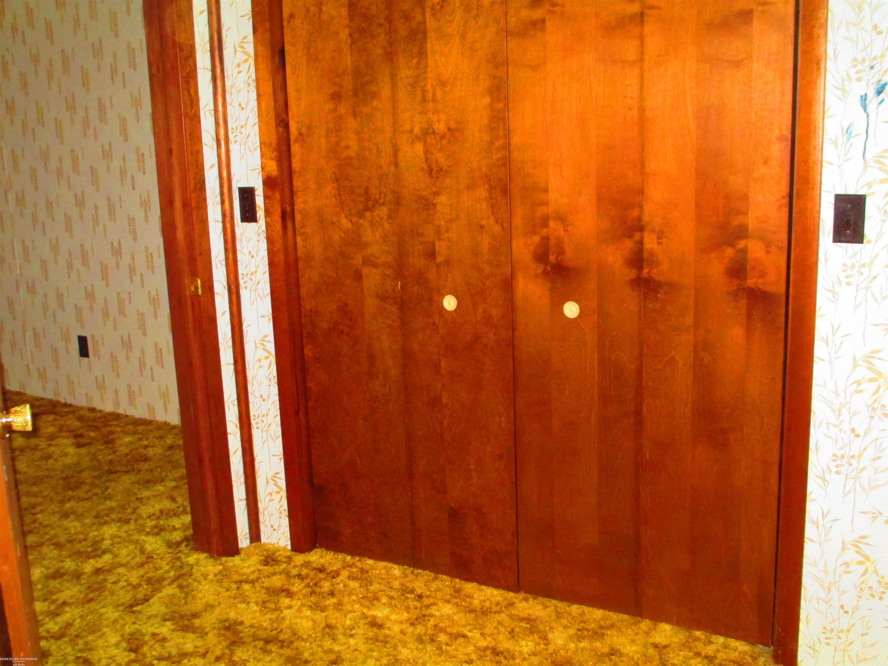 Owosso, Michigan 48867, United States, 4 Bedrooms Bedrooms, ,2 BathroomsBathrooms,Residential,Active,114600