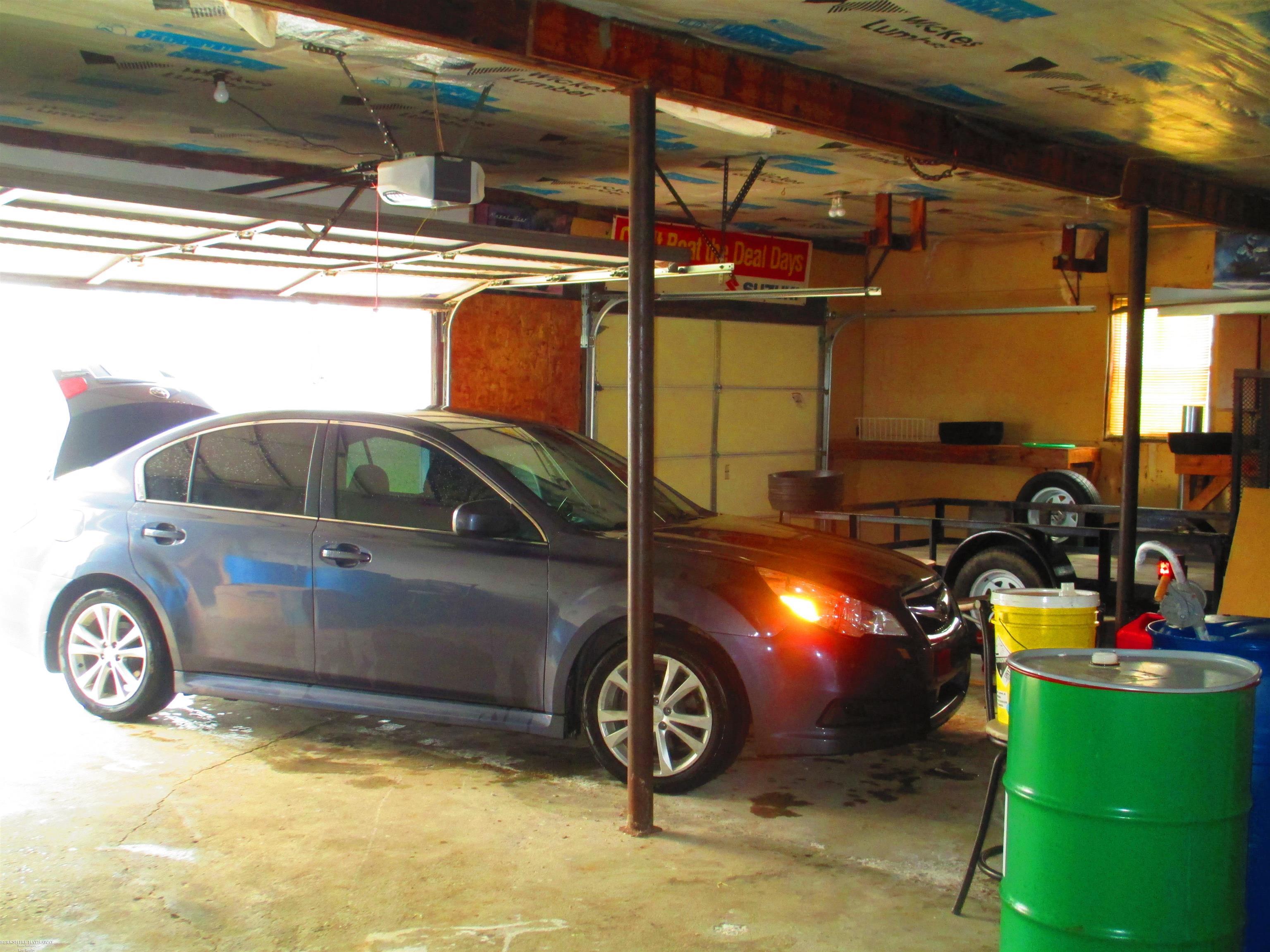 Owosso, Michigan 48867, United States, 4 Bedrooms Bedrooms, ,2 BathroomsBathrooms,Residential,Active,114600