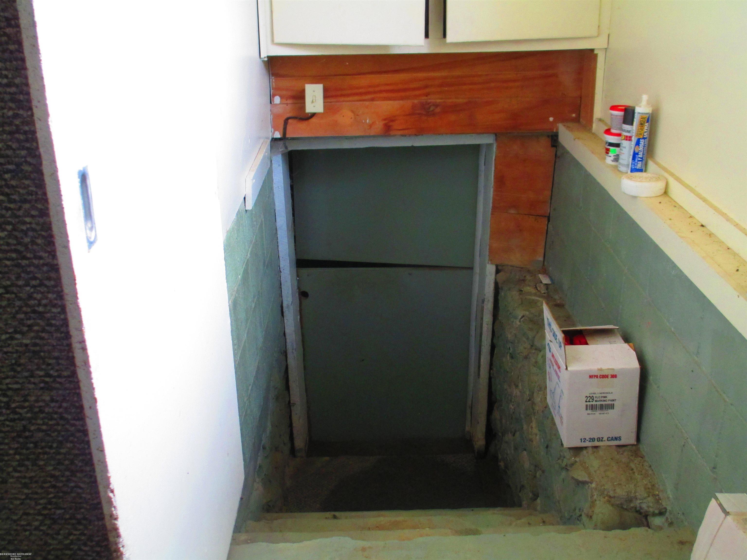 Owosso, Michigan 48867, United States, 4 Bedrooms Bedrooms, ,2 BathroomsBathrooms,Residential,Active,114600