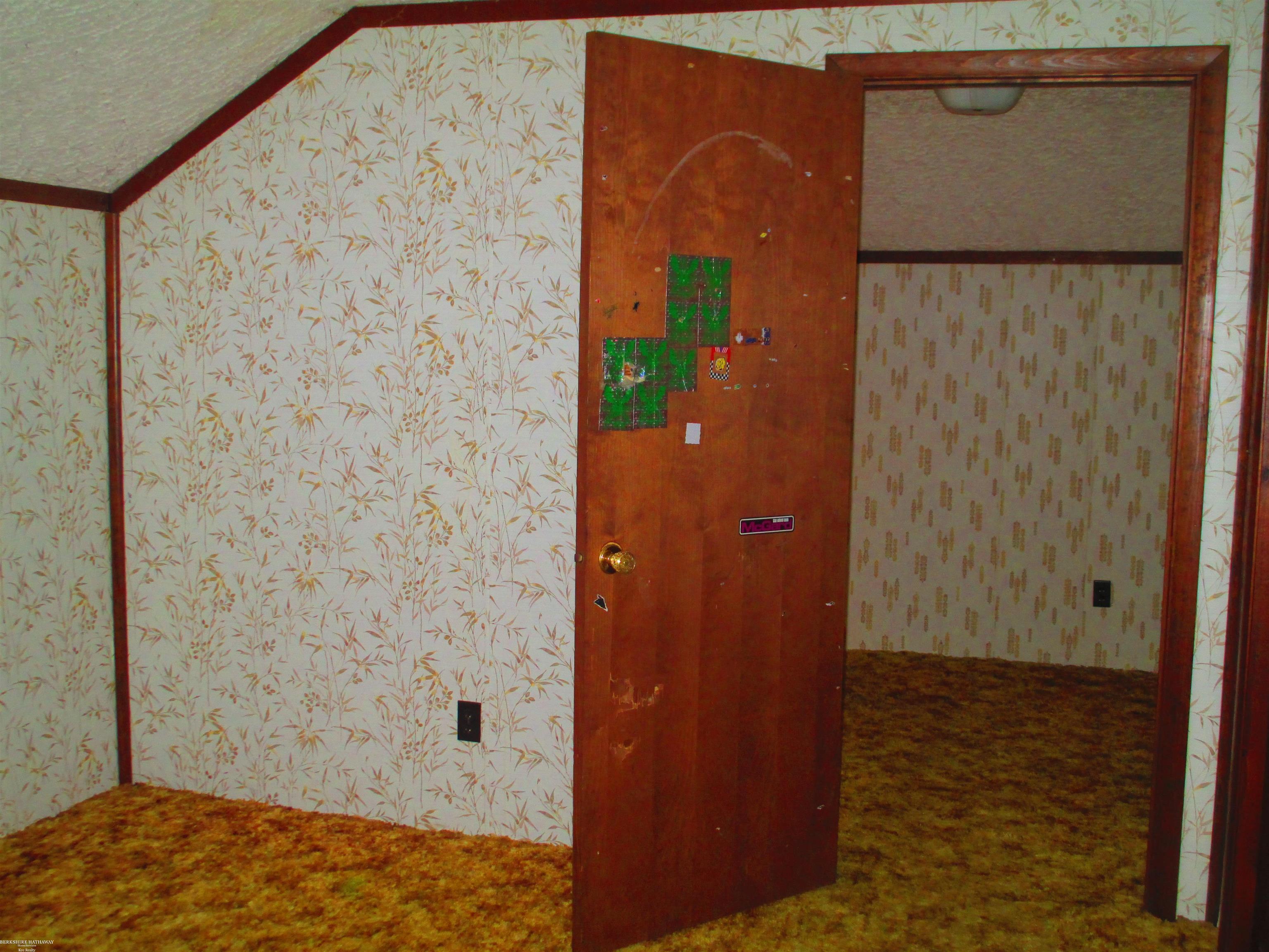 Owosso, Michigan 48867, United States, 4 Bedrooms Bedrooms, ,2 BathroomsBathrooms,Residential,Active,114600