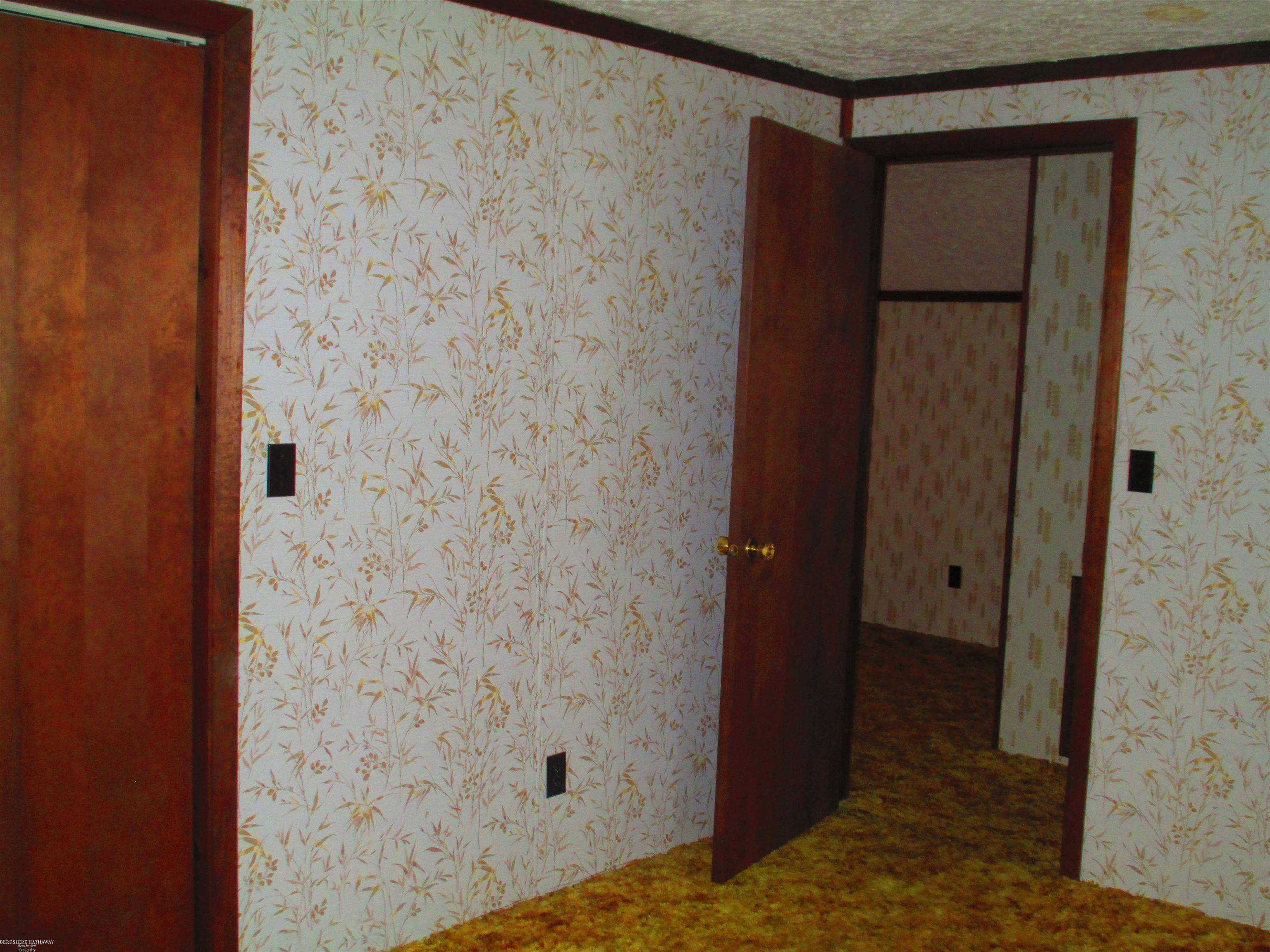 Owosso, Michigan 48867, United States, 4 Bedrooms Bedrooms, ,2 BathroomsBathrooms,Residential,Active,114600