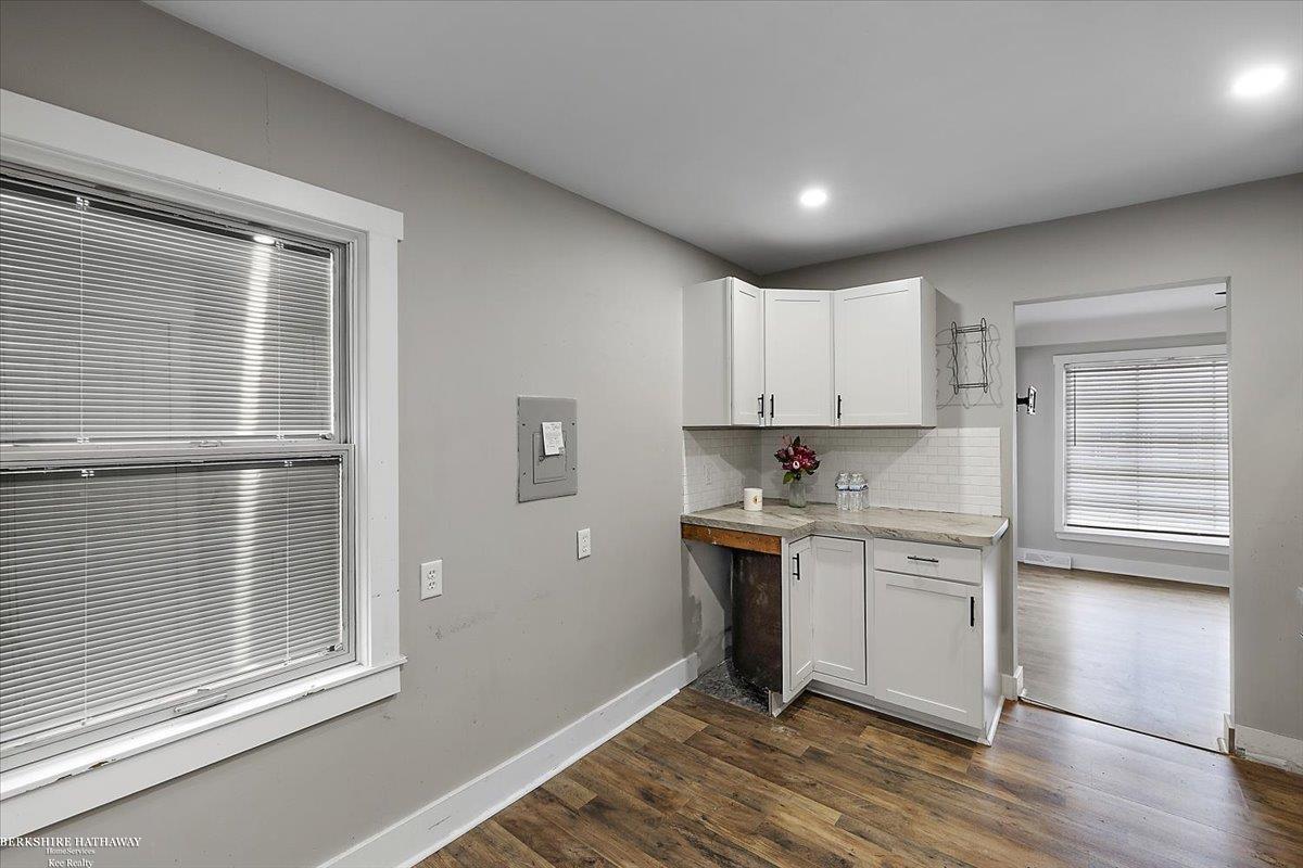 Roseville, Michigan 48066, United States, 3 Bedrooms Bedrooms, ,1 BathroomBathrooms,Residential,Active,95235