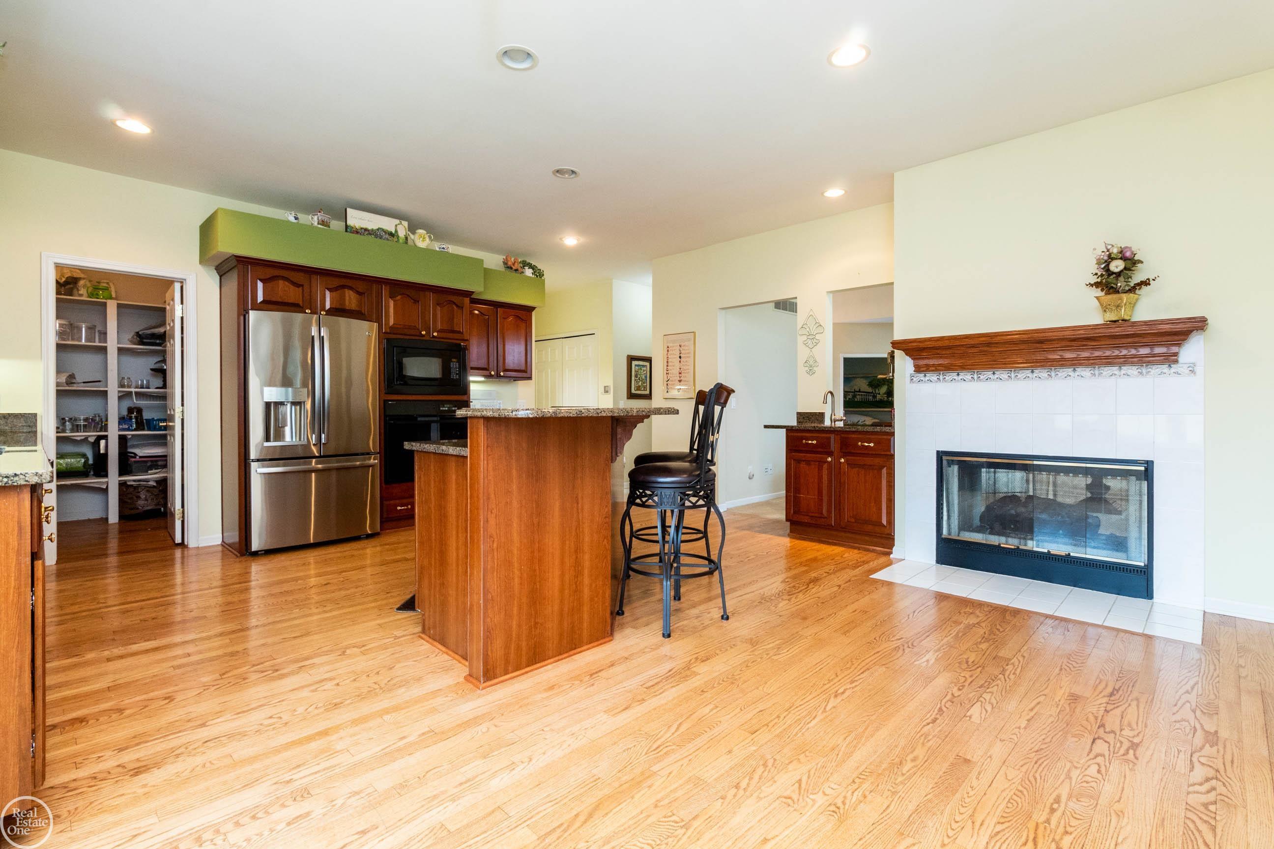 Photo 18 of 67 of 5337 Bristol Parke Circle condo