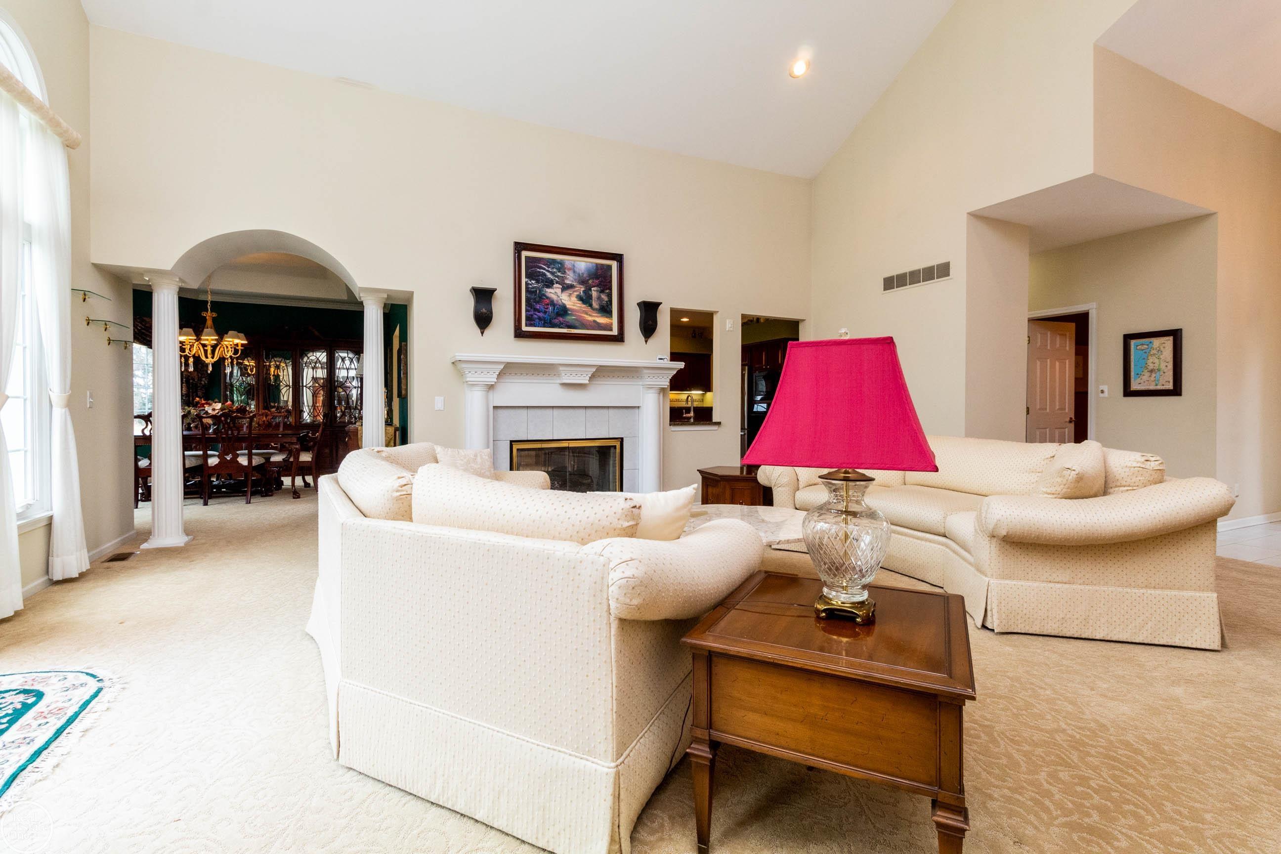 Photo 8 of 67 of 5337 Bristol Parke Circle condo