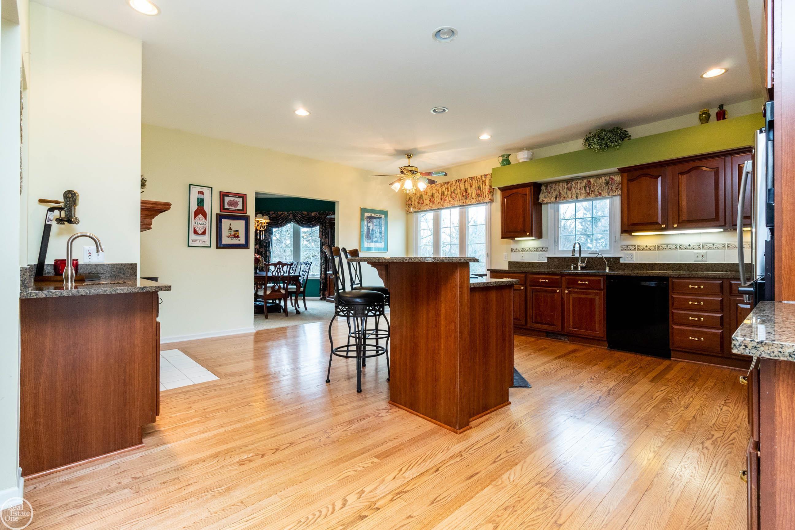 Photo 12 of 67 of 5337 Bristol Parke Circle condo