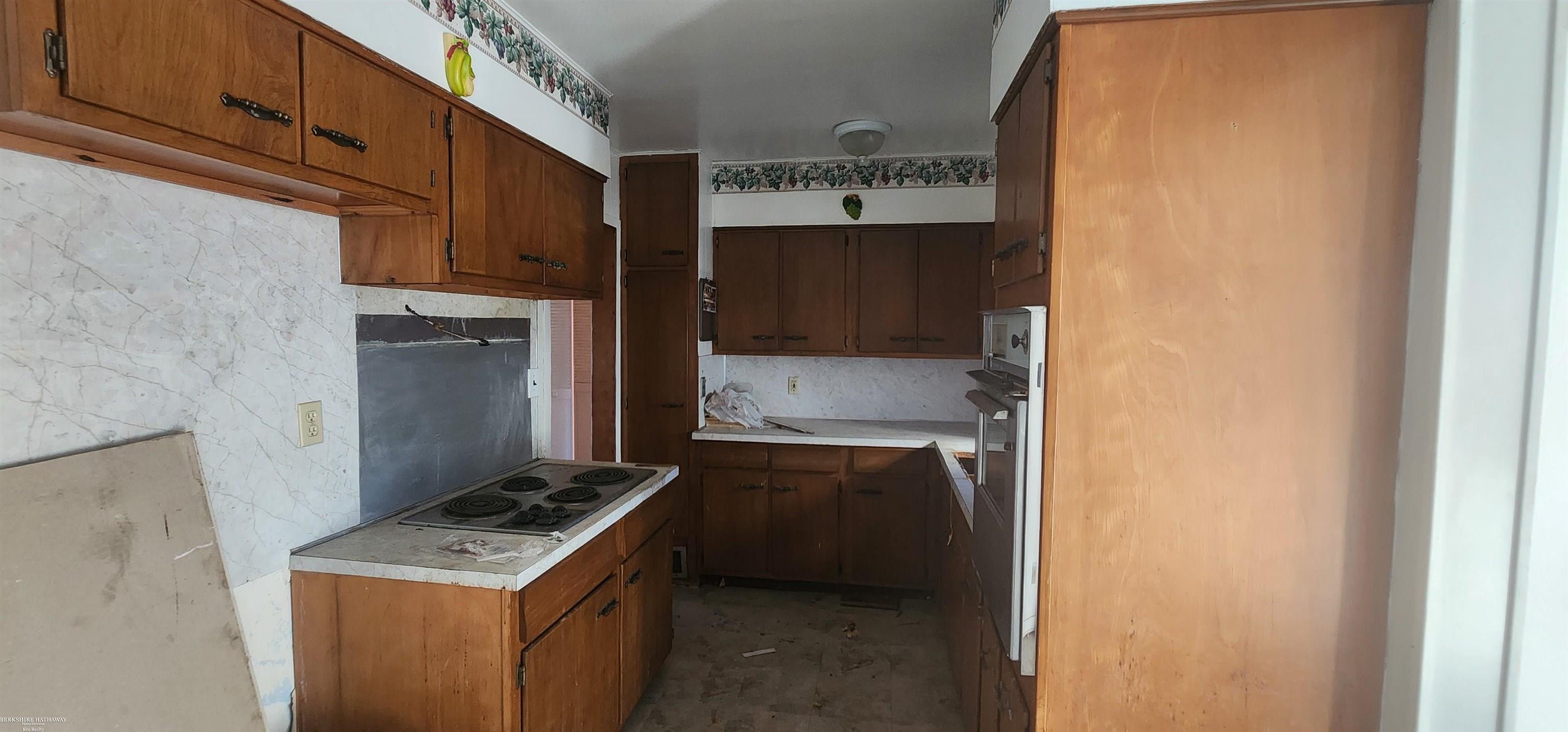 Flint, Michigan 48504, United States, 3 Bedrooms Bedrooms, ,2 BathroomsBathrooms,Residential,Active,105554