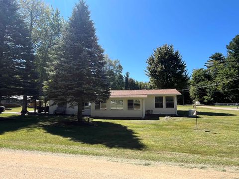 A home in Saint Helen