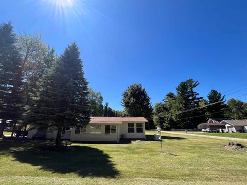 A home in Saint Helen