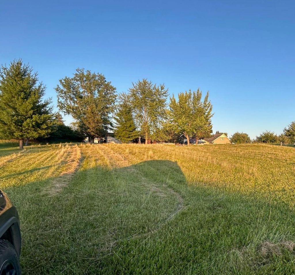 Photo of 1692 Manchester Way, Gladwin, MI 48624 (MLS # 50180355)