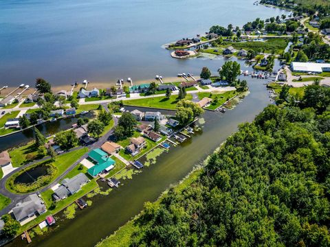 A home in Houghton Lake