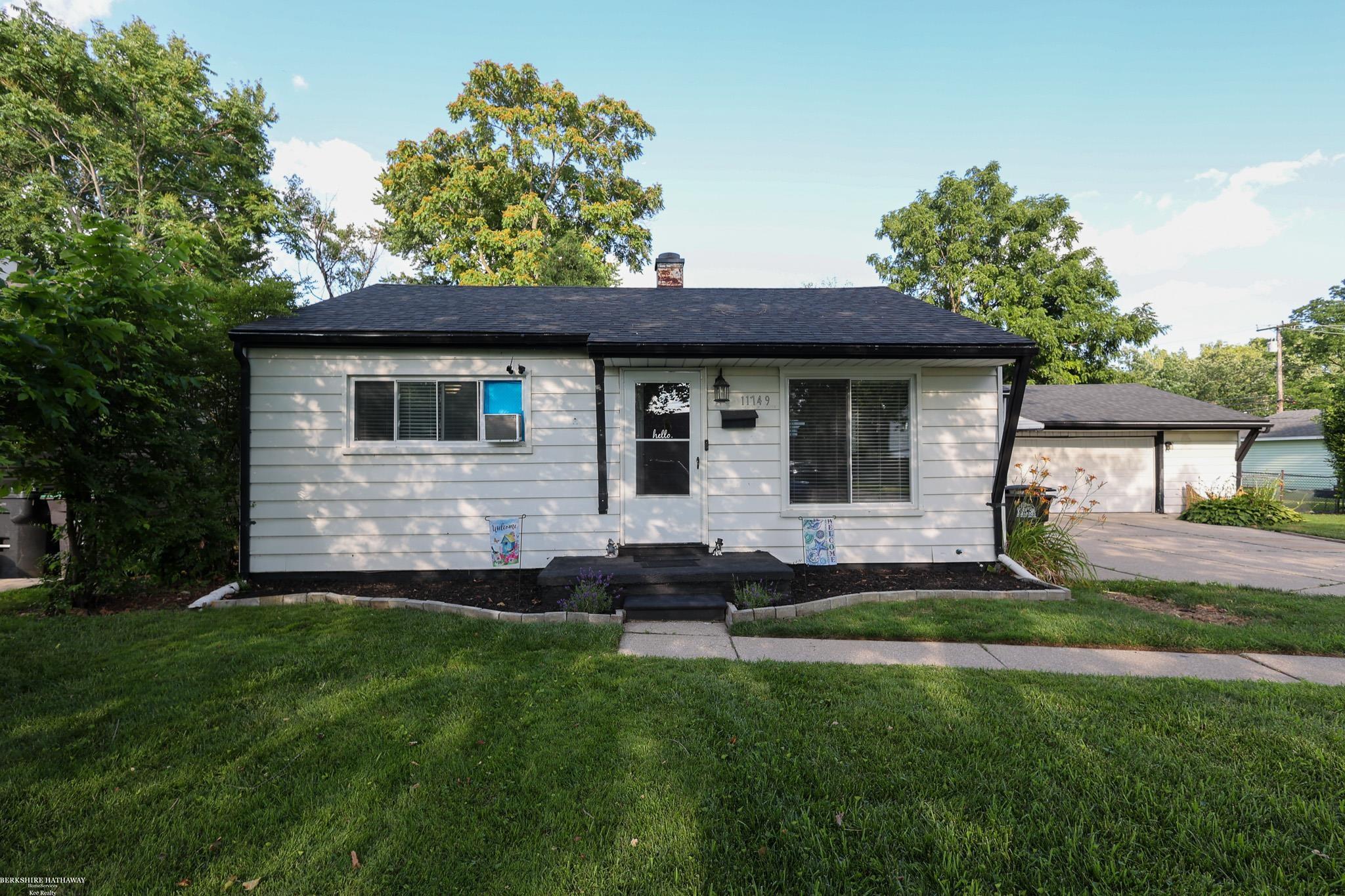 Taylor, Michigan 48180, United States, 3 Bedrooms Bedrooms, ,1 BathroomBathrooms,Residential,Active,163143