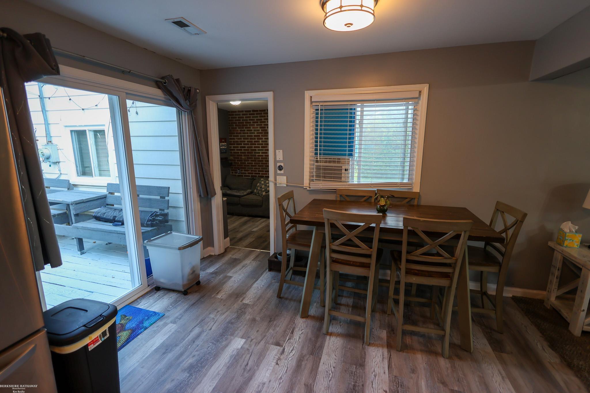 Taylor, Michigan 48180, United States, 3 Bedrooms Bedrooms, ,1 BathroomBathrooms,Residential,Active,163143