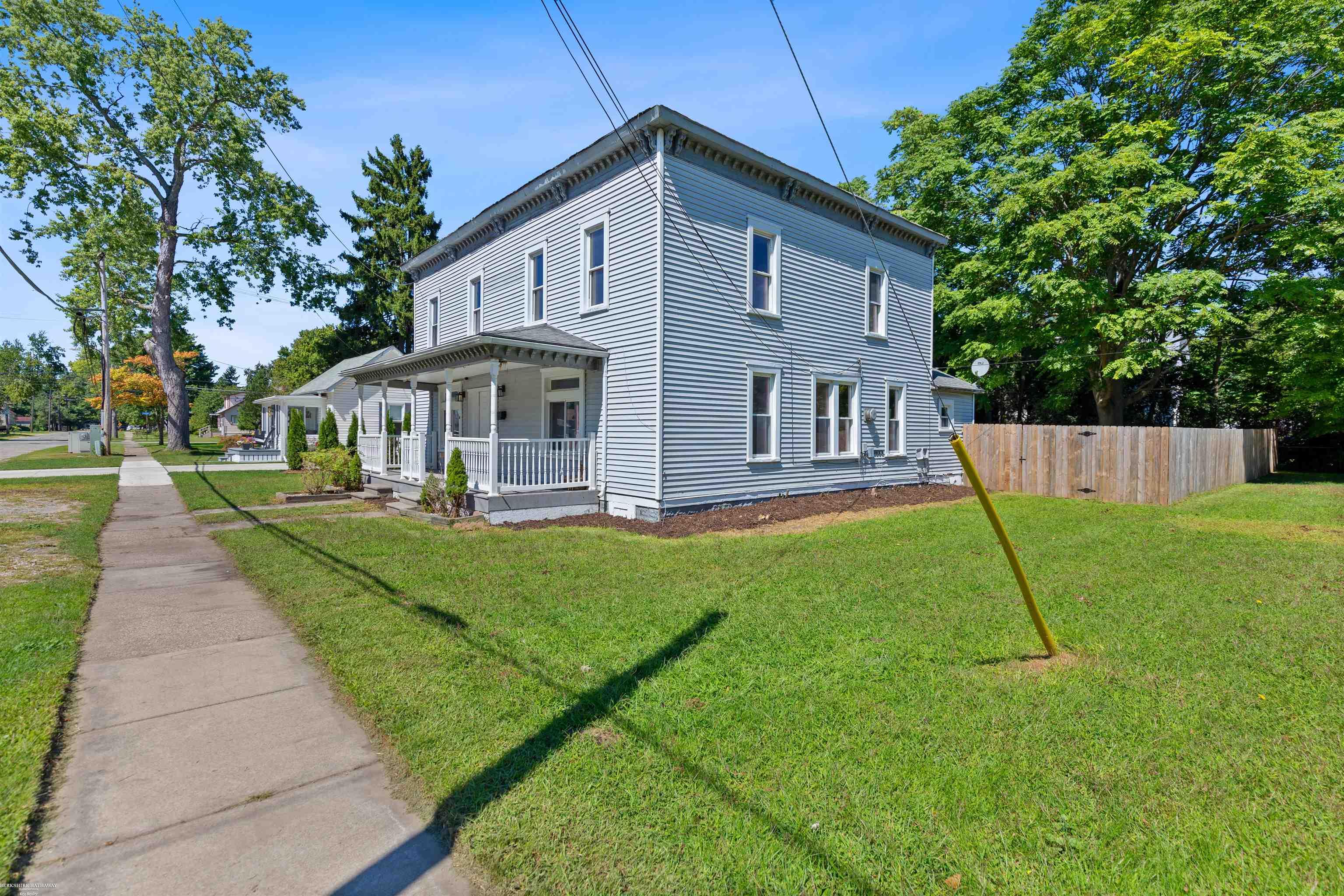 Algonac, Michigan 48001, United States, 3 Bedrooms Bedrooms, ,3 BathroomsBathrooms,Residential,Active,103932