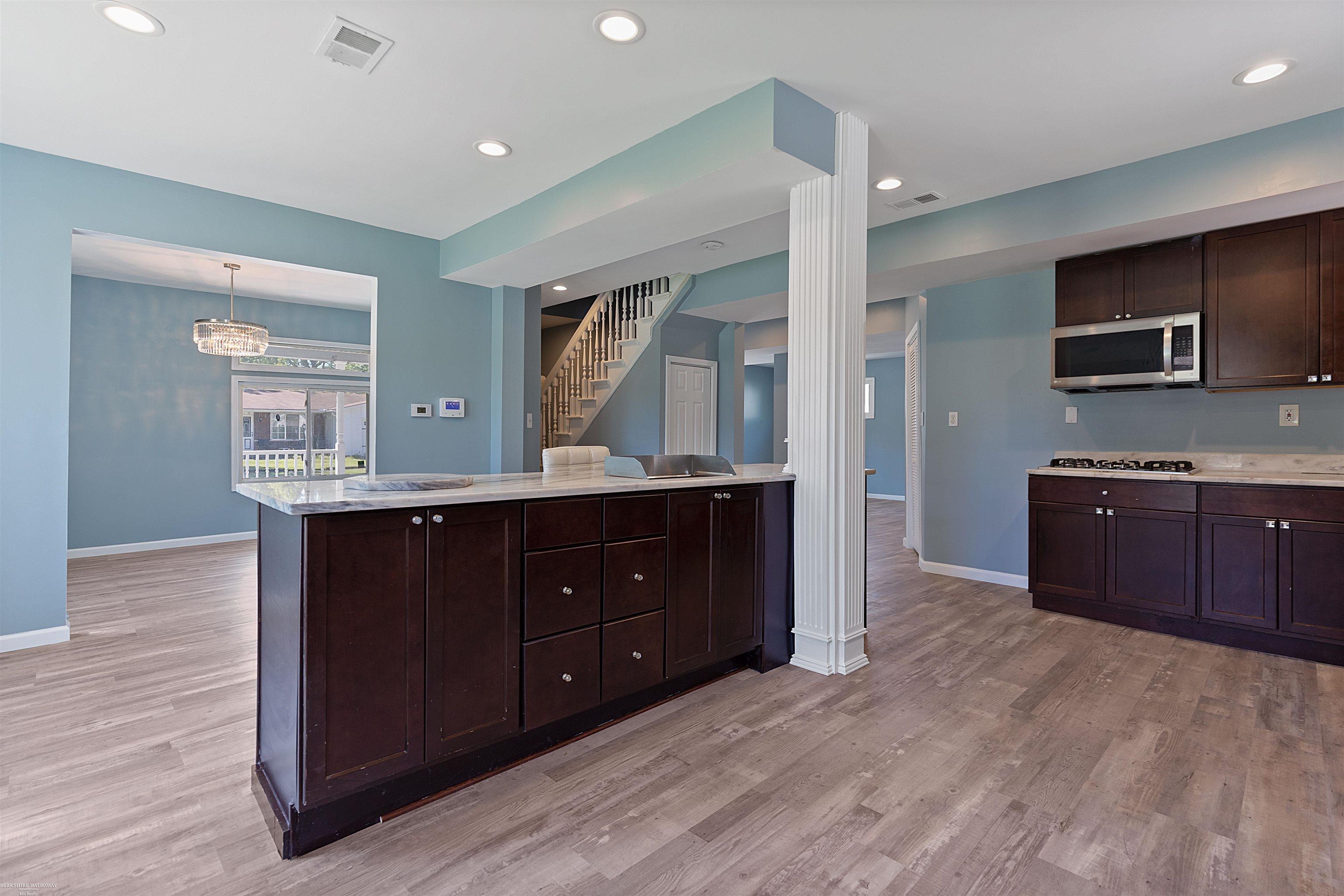 Algonac, Michigan 48001, United States, 3 Bedrooms Bedrooms, ,3 BathroomsBathrooms,Residential,Active,103932