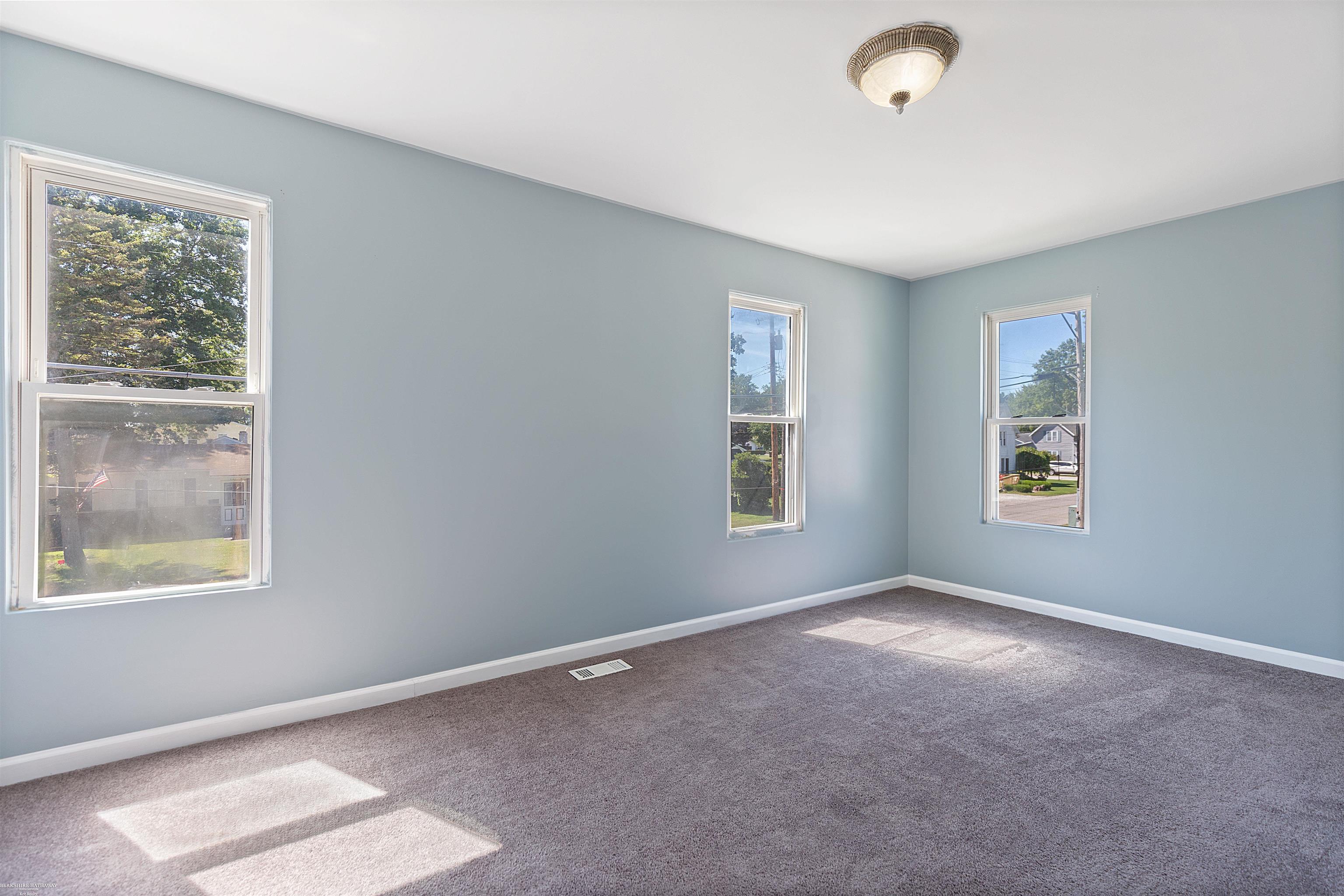 Algonac, Michigan 48001, United States, 3 Bedrooms Bedrooms, ,3 BathroomsBathrooms,Residential,Active,103932