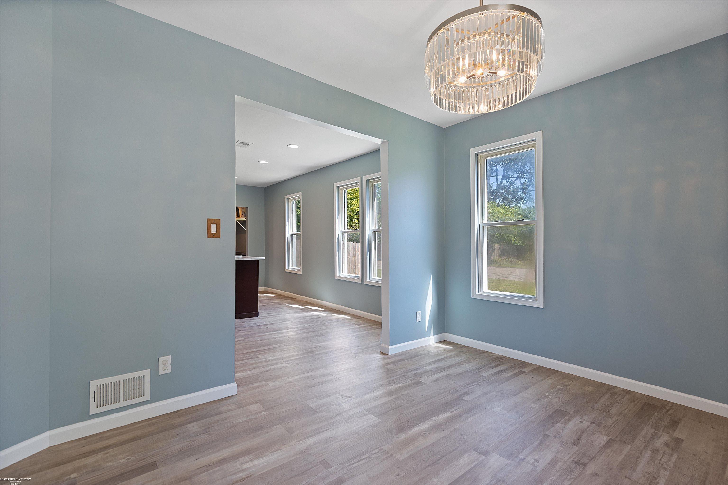 Algonac, Michigan 48001, United States, 3 Bedrooms Bedrooms, ,3 BathroomsBathrooms,Residential,Active,103932