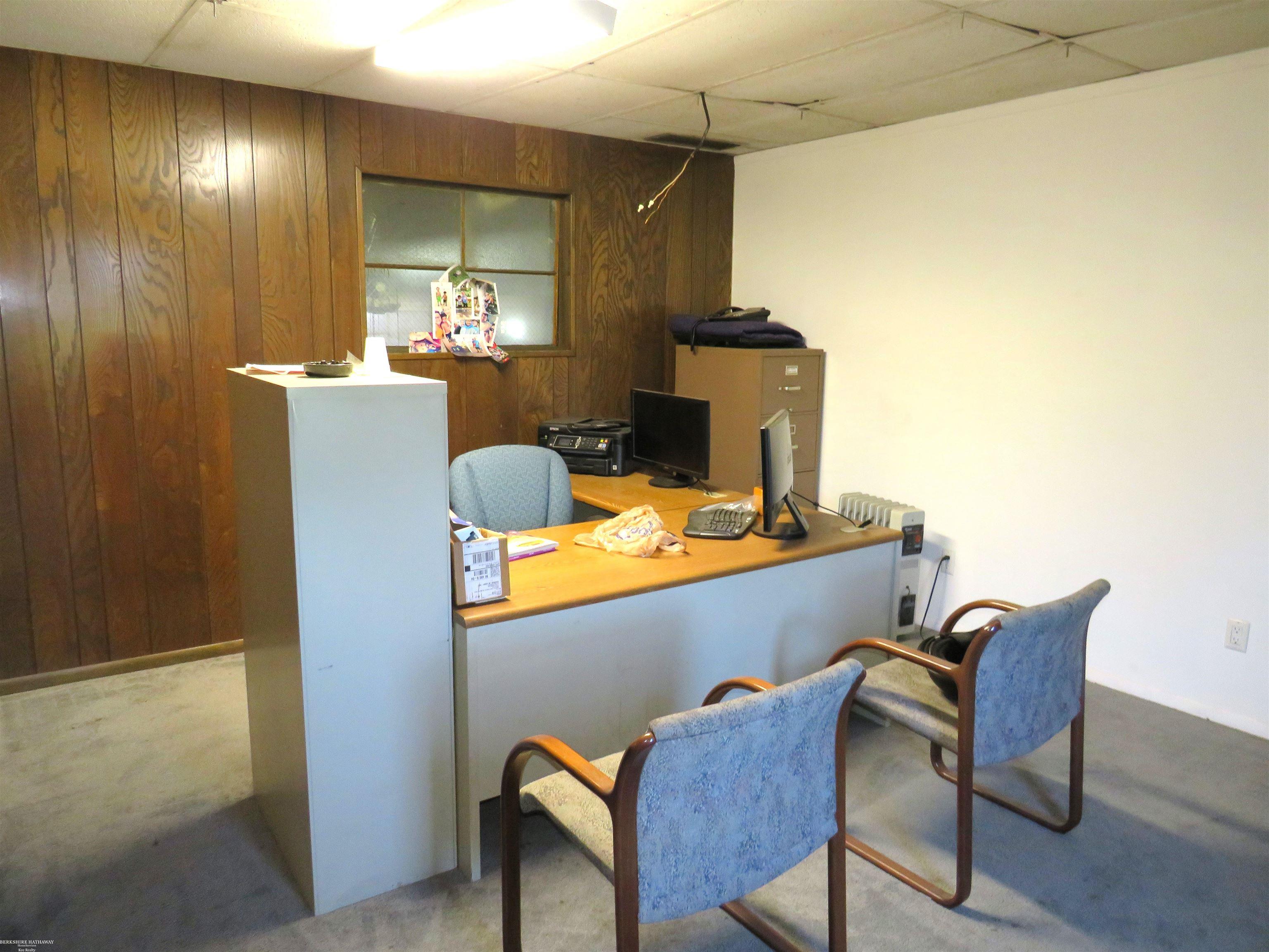 Warren, Michigan 48089, United States, ,Commercial,Pending,49007