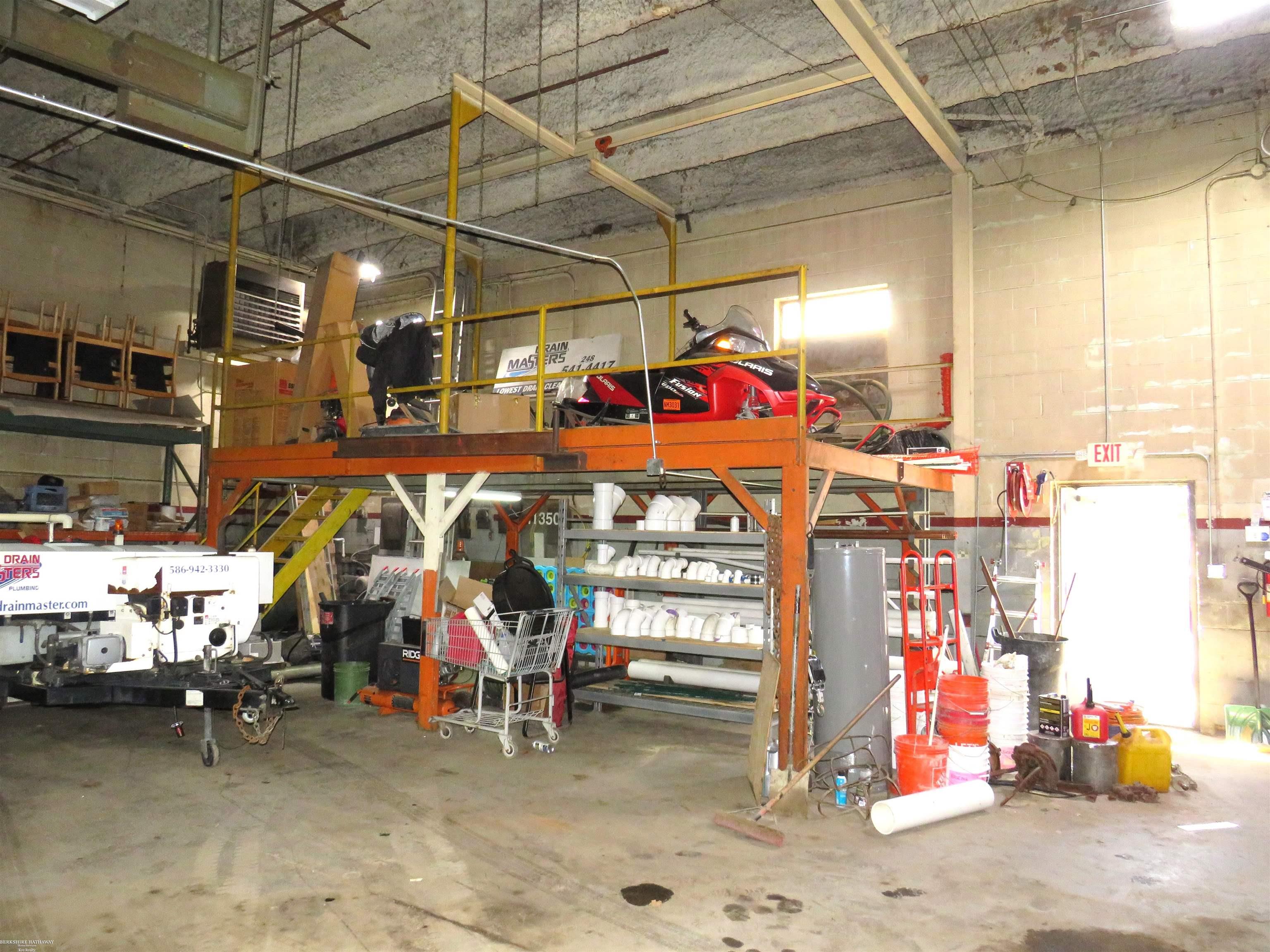 Warren, Michigan 48089, United States, ,Commercial,Pending,49007