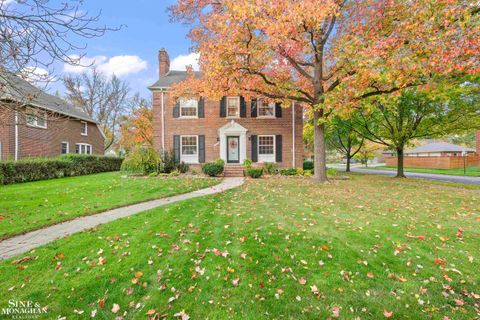 A home in Grosse Pointe Park