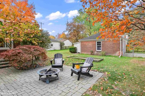 A home in Grosse Pointe Park