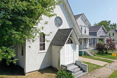 A home in Marine City