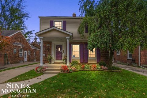 A home in Grosse Pointe Woods