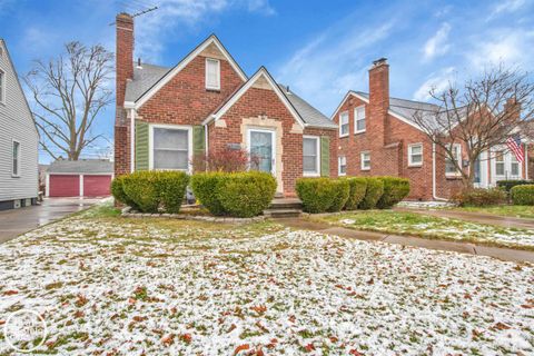 A home in Grosse Pointe Woods