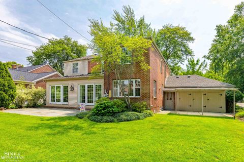 A home in Grosse Pointe Woods