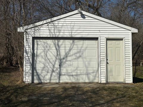 A home in Davison