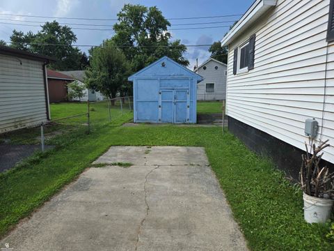 A home in Lapeer