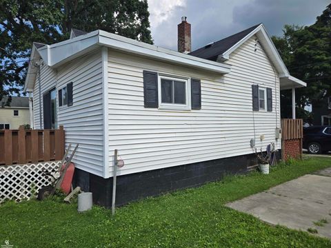 A home in Lapeer