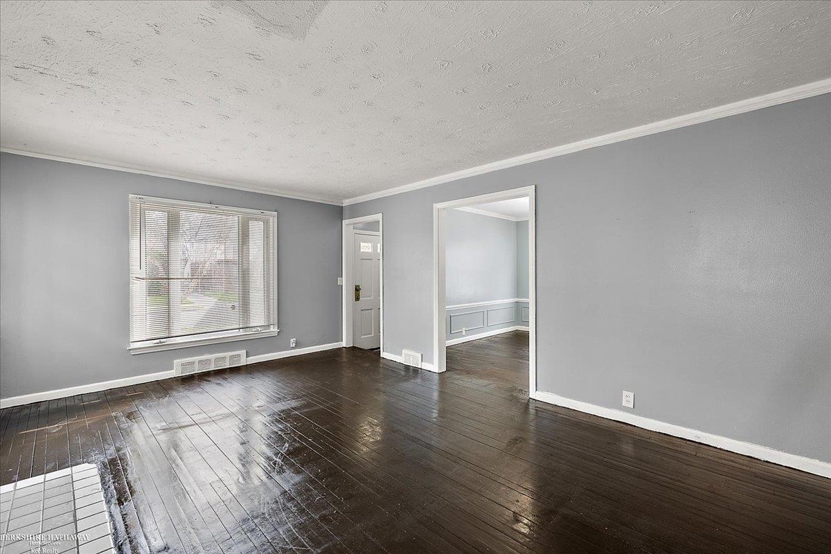 Detroit, Michigan 48224, United States, 3 Bedrooms Bedrooms, ,1 BathroomBathrooms,Residential,Pending,110699