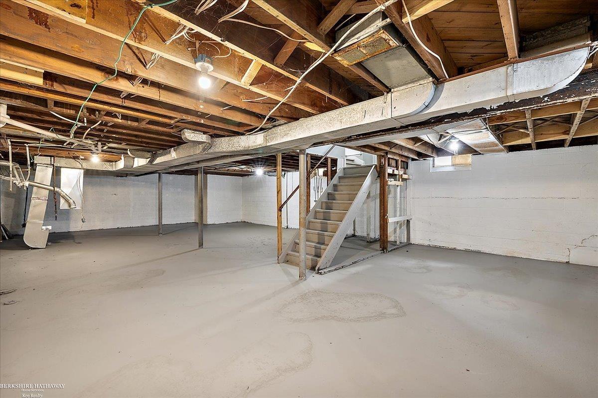 Detroit, Michigan 48224, United States, 3 Bedrooms Bedrooms, ,1 BathroomBathrooms,Residential,Pending,110699