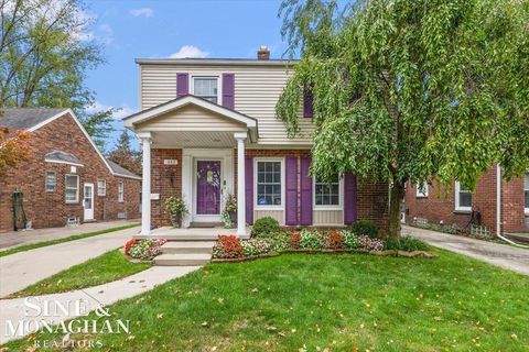 A home in Grosse Pointe Woods