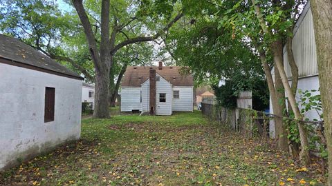 A home in Dearborn Heights