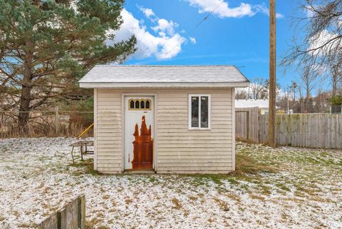 A home in Fort Gratiot