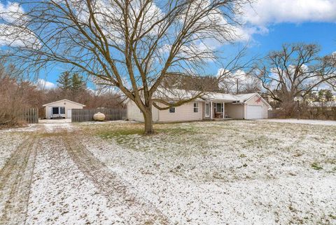 A home in Fort Gratiot