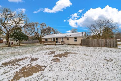 A home in Fort Gratiot