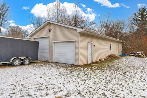 A home in Fort Gratiot