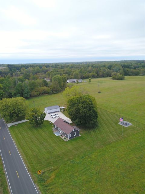 A home in Laingsburg